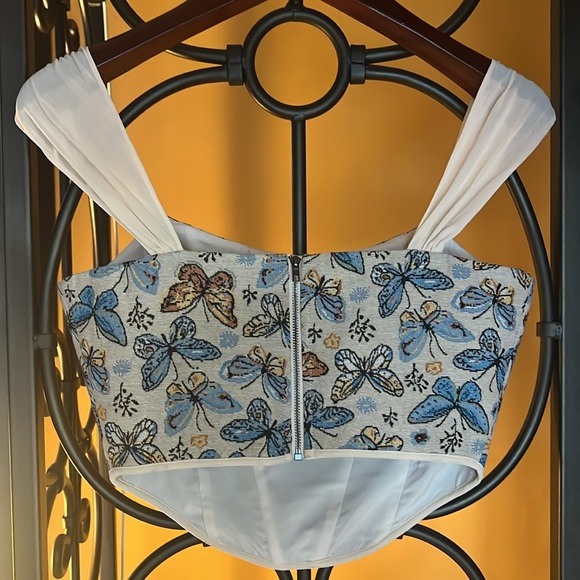 VICI Roam Free Butterfly Corset Crop Top - Picture 3 of 16